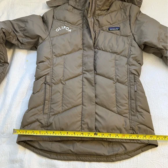 Patagonia Light Brown Quilted Jacket - Picture 1 of 14